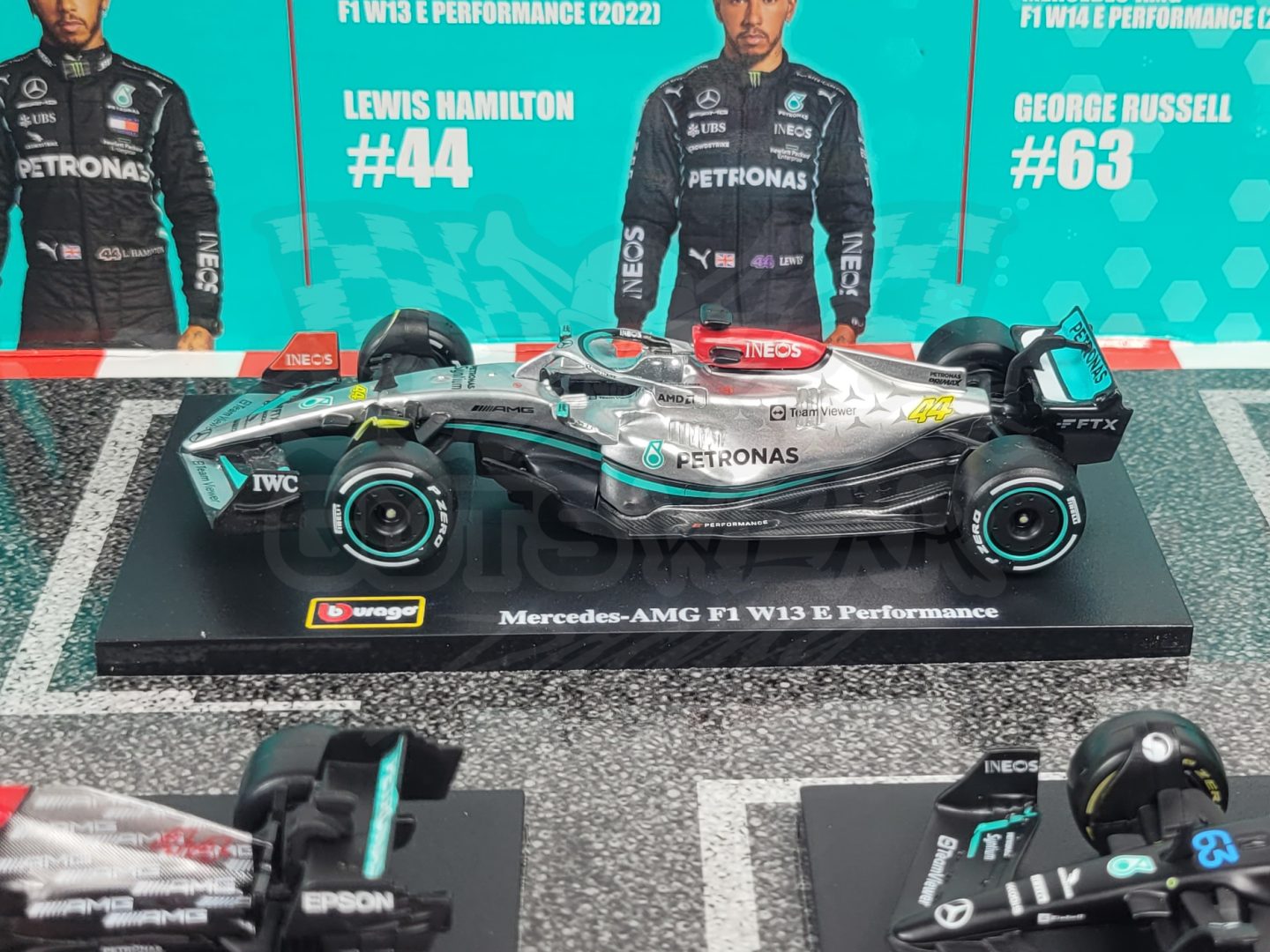 BGO Mercedes F1 Pack Car 4