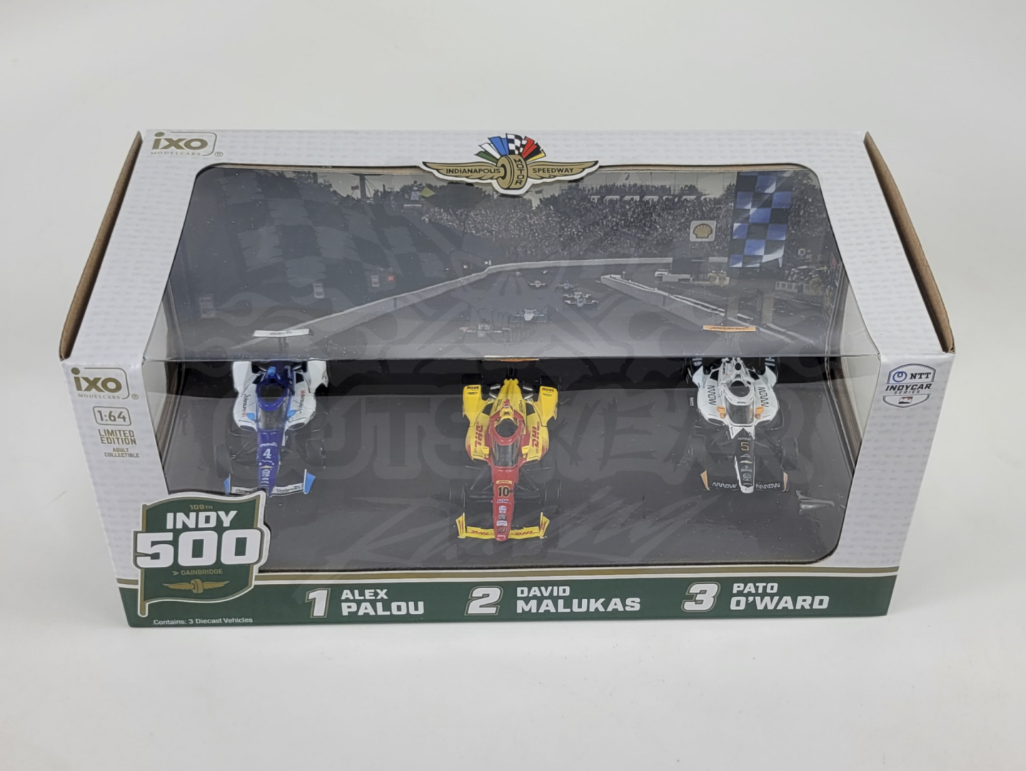 2025 IXO 1:64 109th Indianapolis 500 Victory Row Collector's Set - Image 2